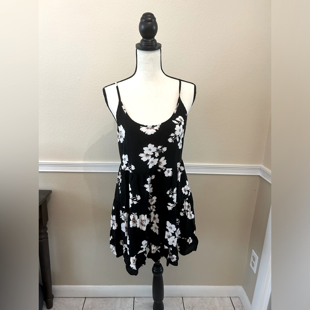 Brandy Melville Dress